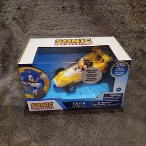 Sonic the Hedgehog Iridescent Finish Pull Back Racer - TAILS 3.5"